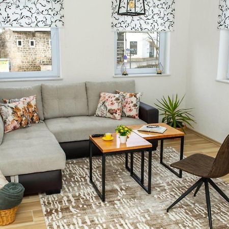 Apartman Uno Яйце Екстер'єр фото