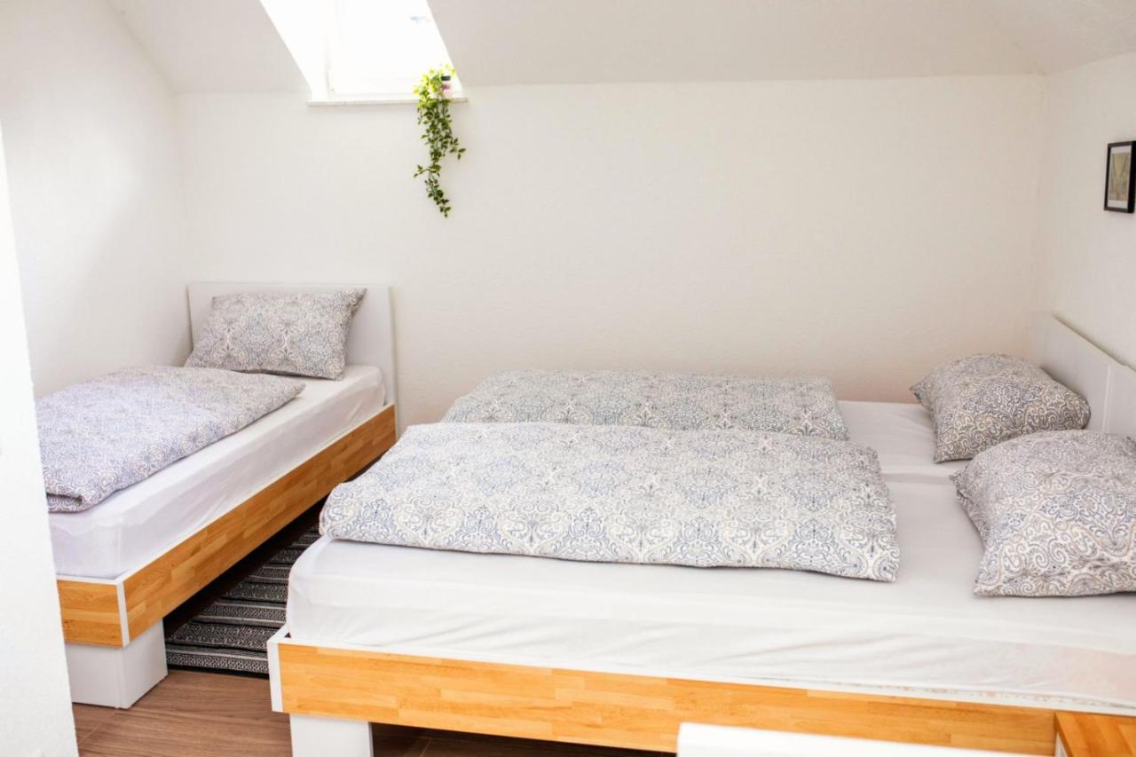 Apartman Uno Яйце Екстер'єр фото