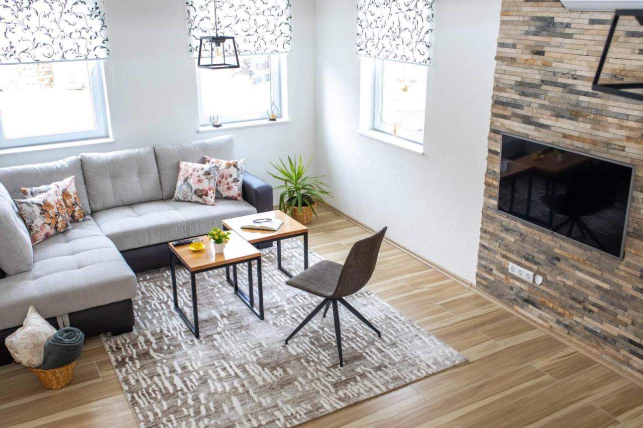 Apartman Uno Яйце Екстер'єр фото