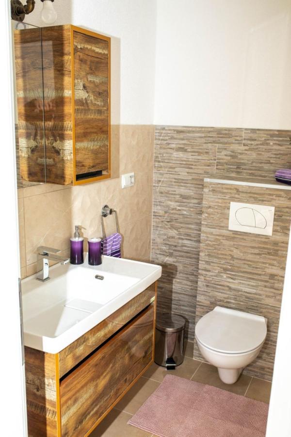 Apartman Uno Яйце Екстер'єр фото