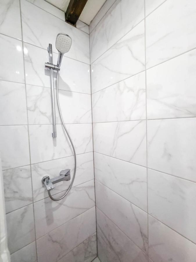 Apartman Uno Яйце Екстер'єр фото